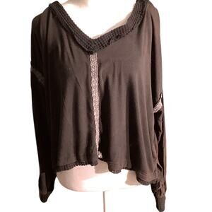 POL Black Embroidered V-Neck Long Sleeve Top Women’s Size S— Boho, Casual, Flowy